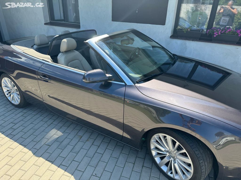 Audi A5 CABRIO, 2,0 benzín 155 kW, ser. knížka