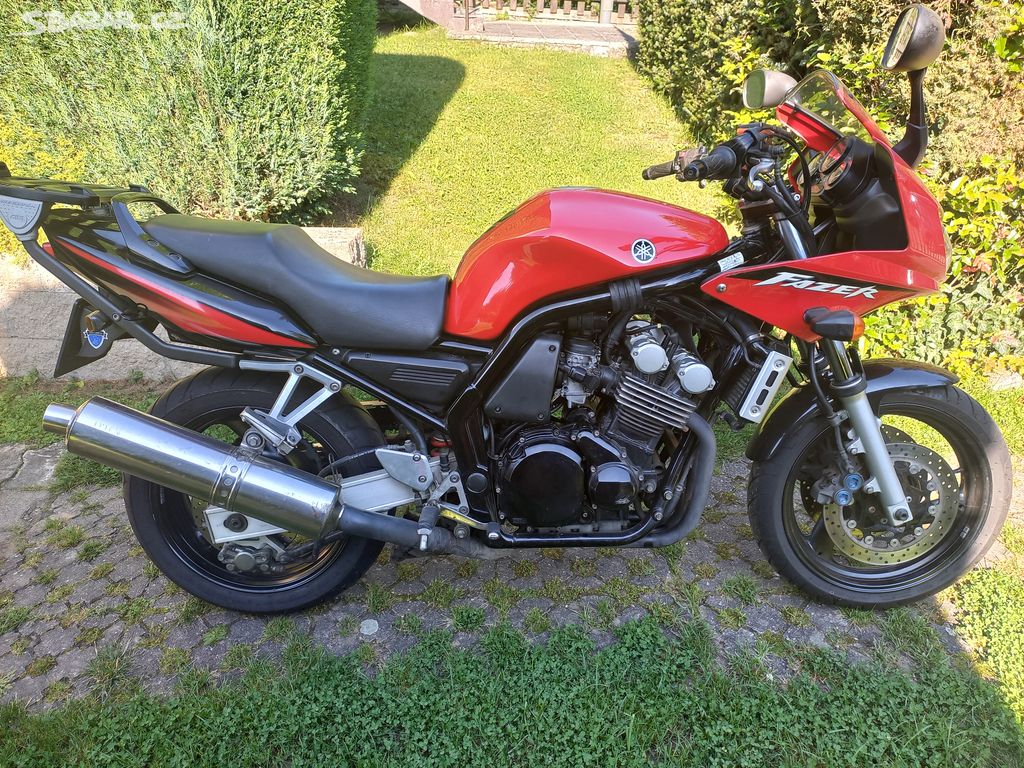 Yamaha fzs 600