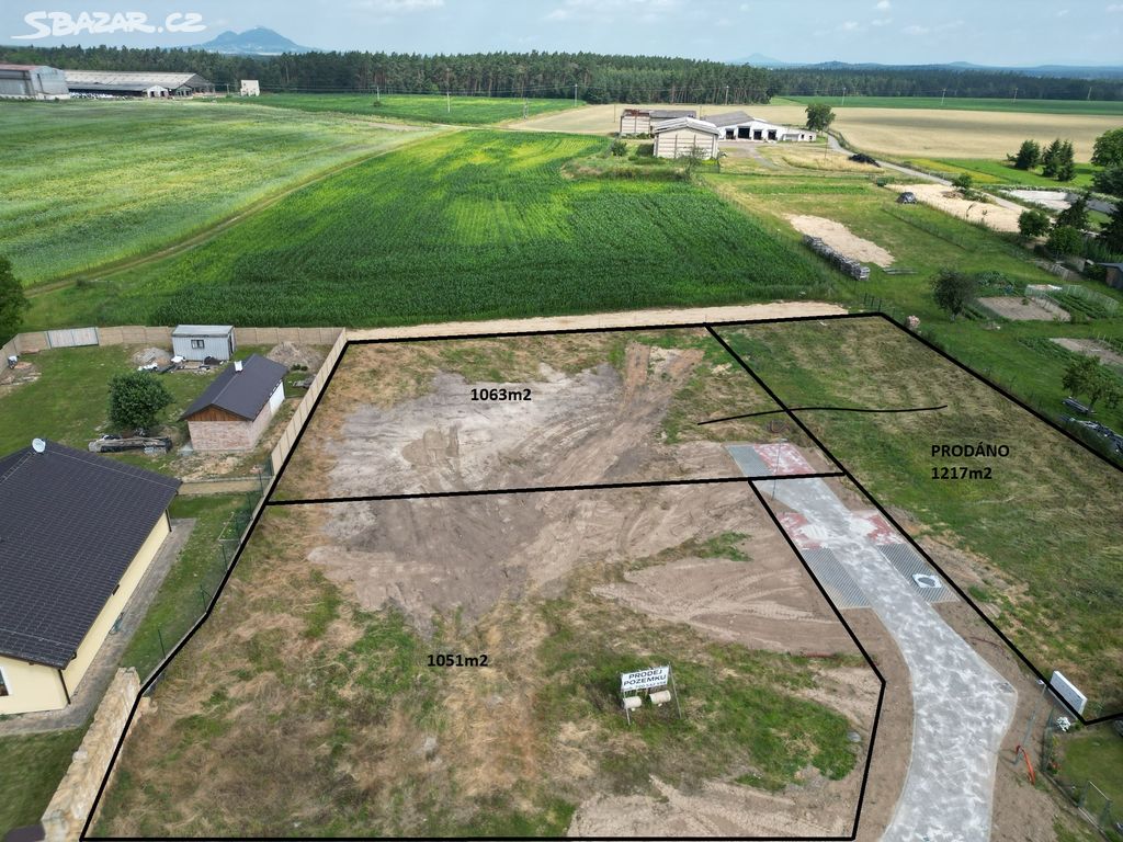 Prodej stavebních pozemků 1051m2 a 1063 m Plužná