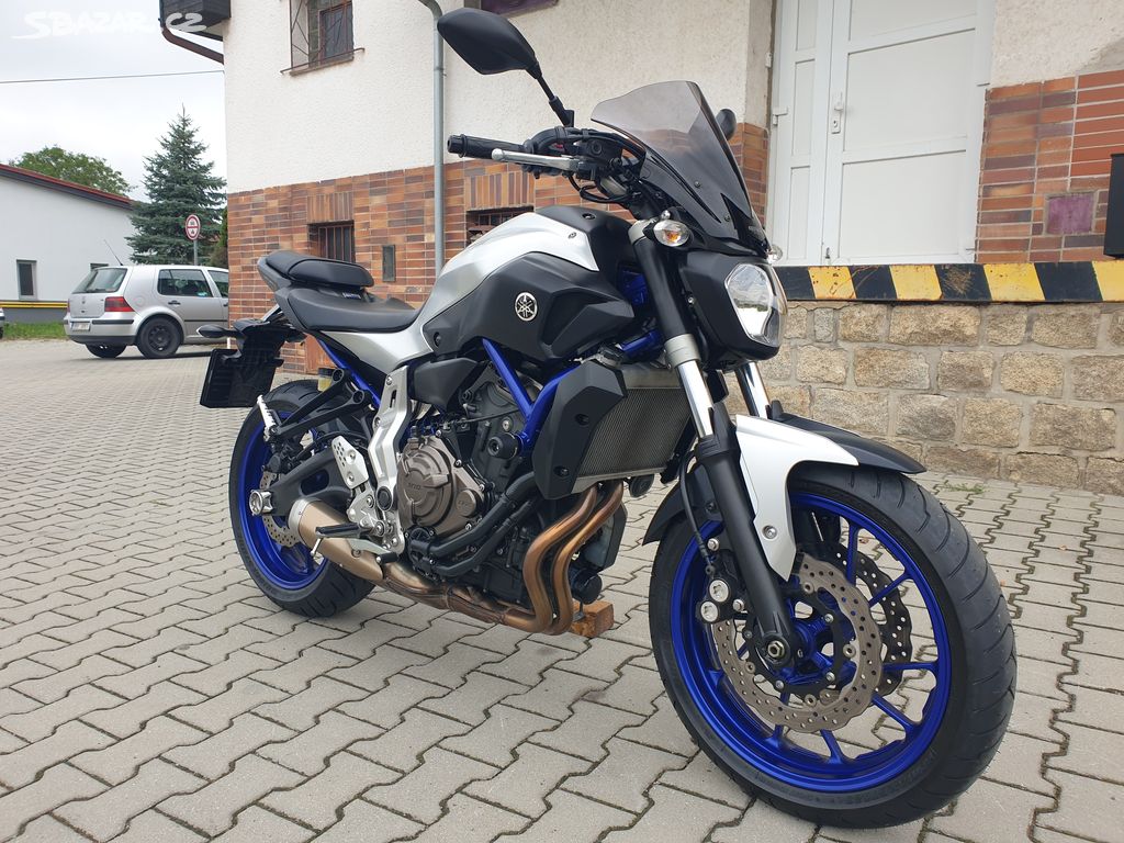 Prodám Yamaha MT-07 racing BLUE, r. v. 2015, ČR