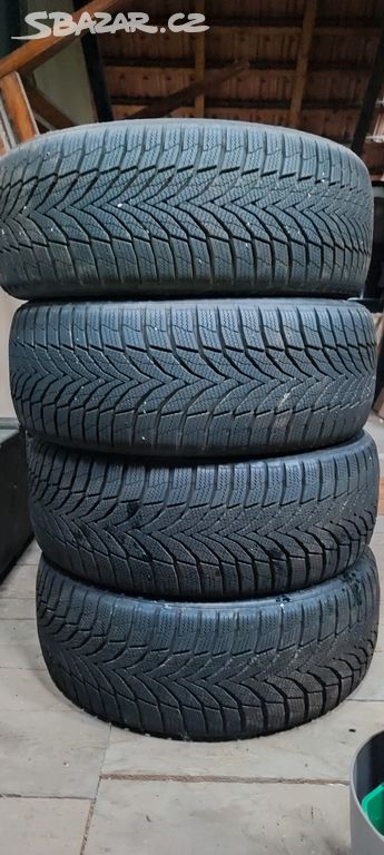 Zimní pneu 205/45 R17