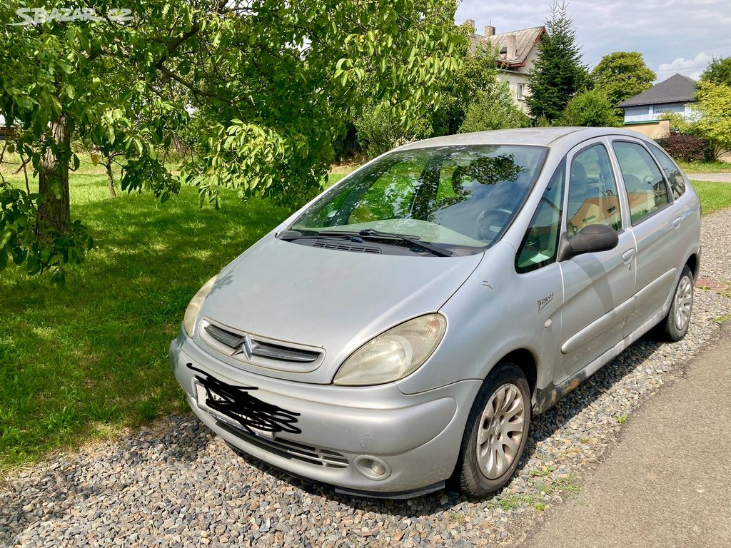 Citroen xsara Picasso 2,0 HDI na nahradni díly