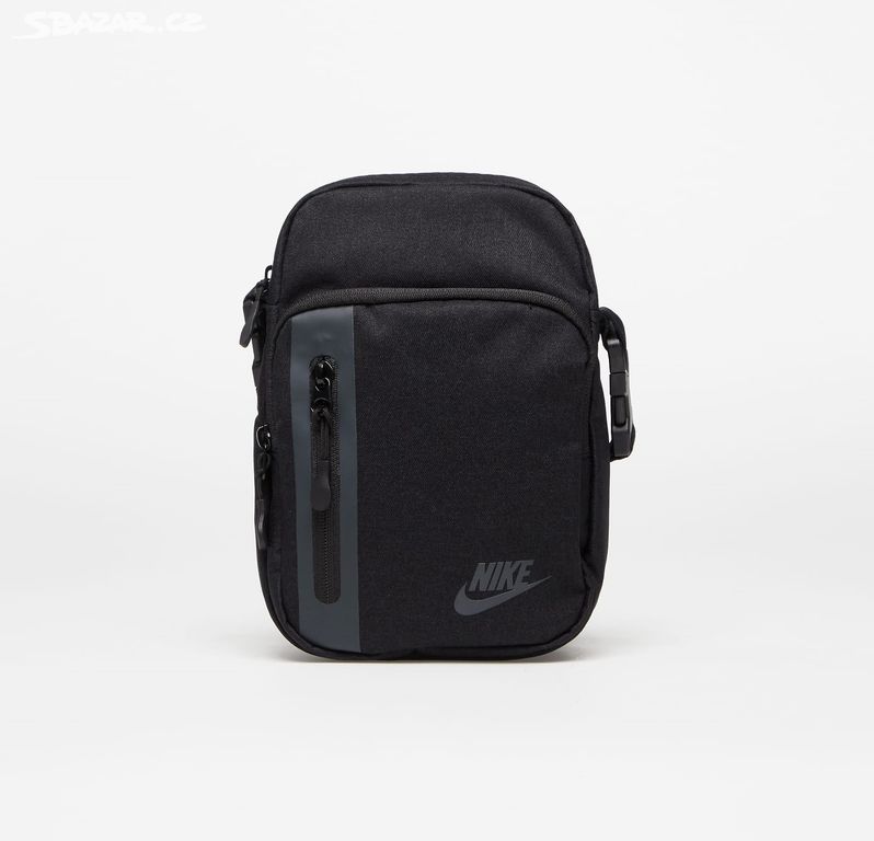 Nike Elemental Premium Crossbody Bag