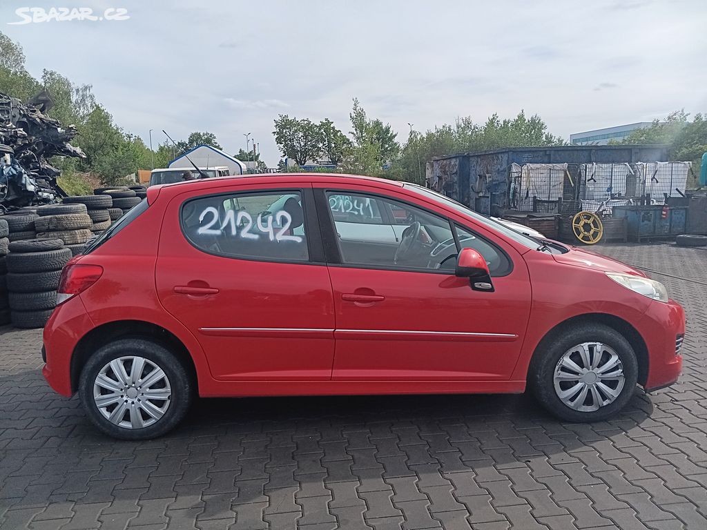 Prodám náhradní díly z vozu Peugeot 207 č. 21242