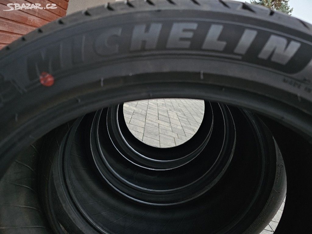 Pneu Michelin Primacy 4, 235/45/20, 235 45 20