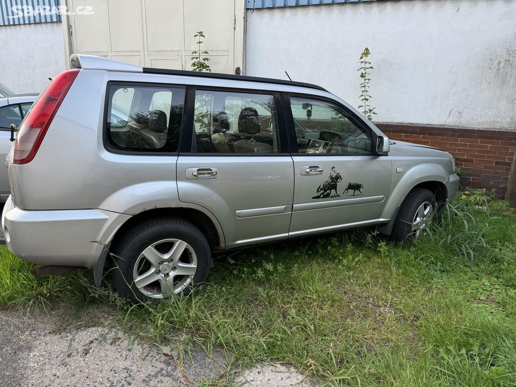 Nissan X-Trail 2,2 TDI na nahradni dily