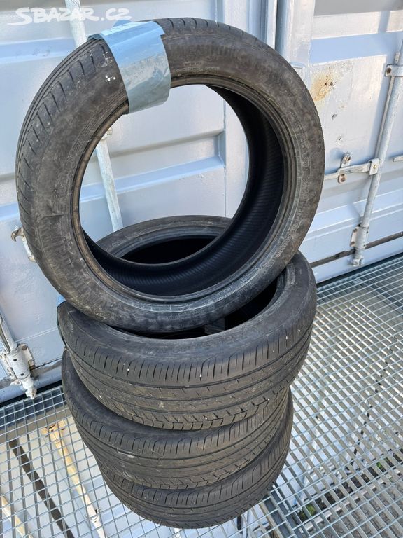 235/45R18 Continental letní