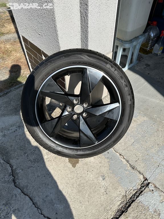 Letní Pneu Nexen 205/50 r17