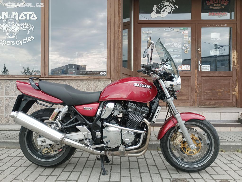 Suzuki GSX 1200 INAZUMA