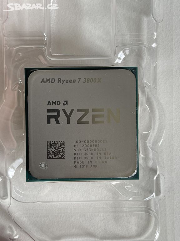 AMD Ryzen 7 3800X + Chladič