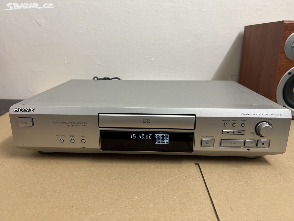 CD SONY CDP-XE220