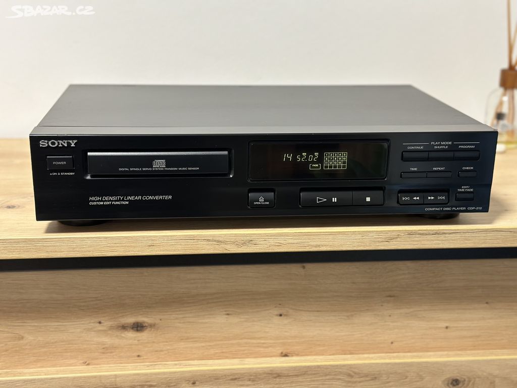 SONY CDP-212 VÝBORNÝ CD PŘEHRÁVAČ 6 !!