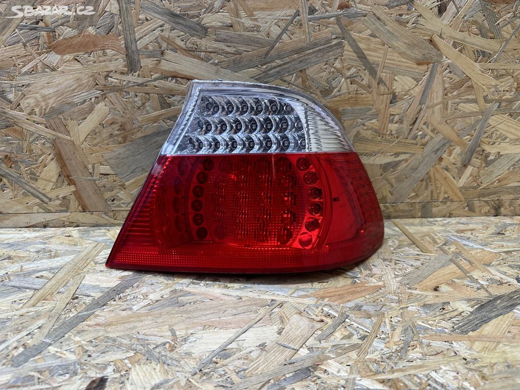 Prave zadni svetlo Bmw E46 coupe FACELIFT