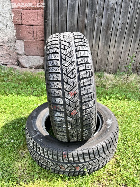 2ks 215/60 R16 95H - zimní Pirelli - DOT 2023