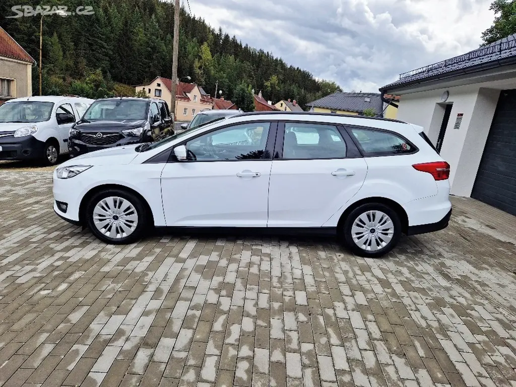 Ford Focus, 1.5 TDCi (88 kW), 107 tis. km - fotka 5