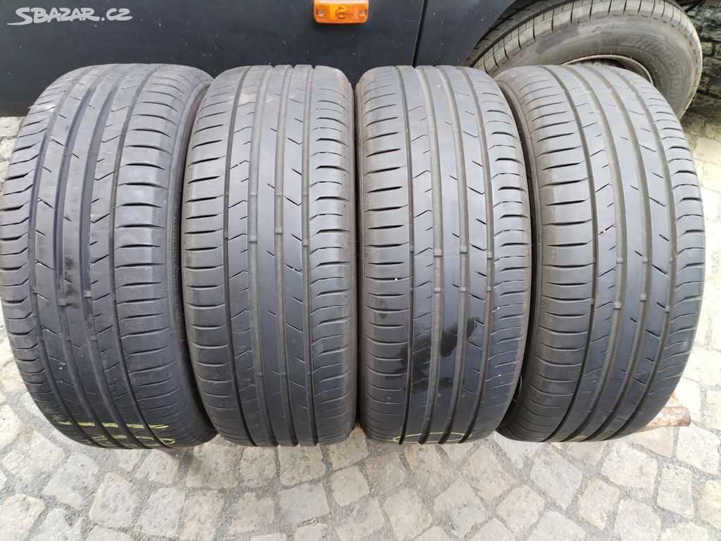 215/50/17 letni pneu TOYO 215/50 R17