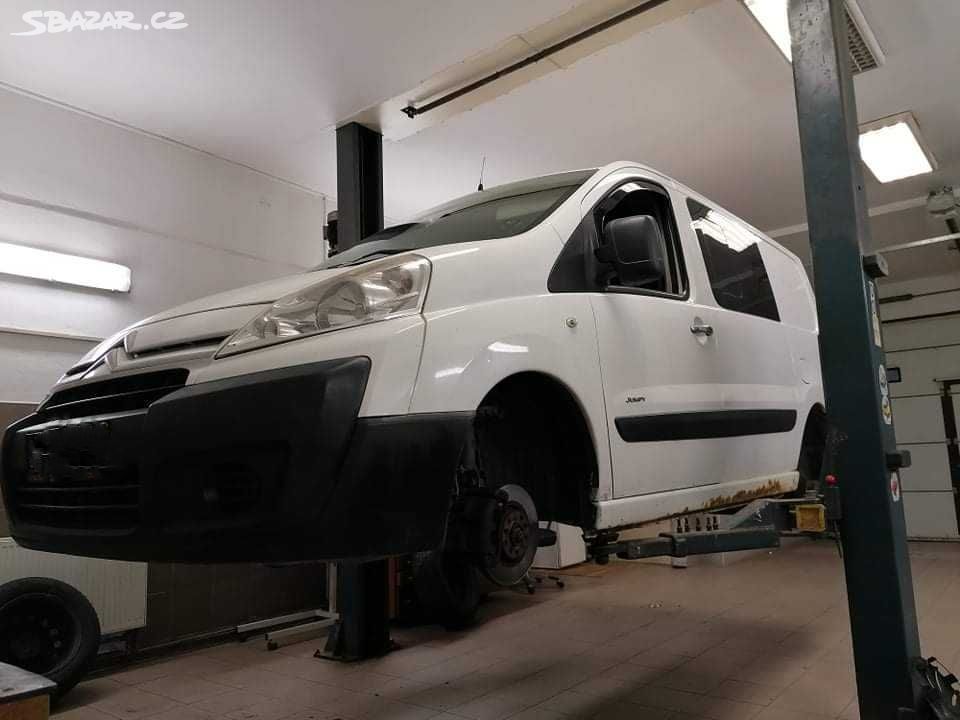 Citroen Jumpy VF7 - řada sedadel za řidičem