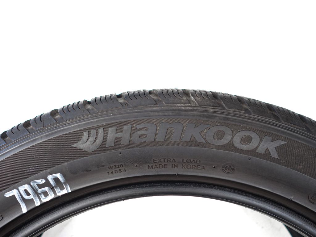 Zimní pneu 255/45/19 Hankook 2ks p7960