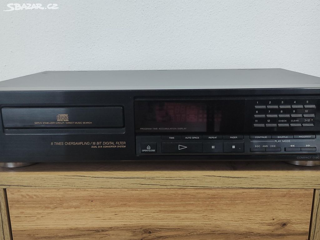 CD přehrávač SONY CDP-590