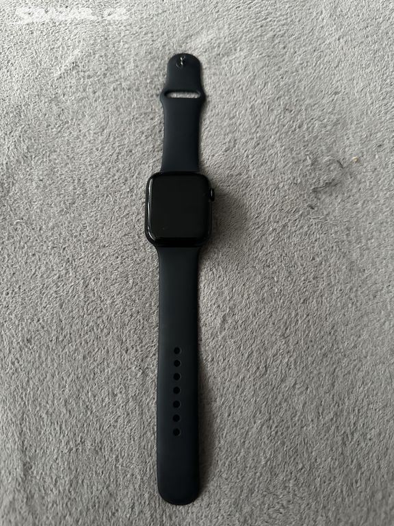 Apple Watch Series 8, 45mm Midnight Aluminium Case