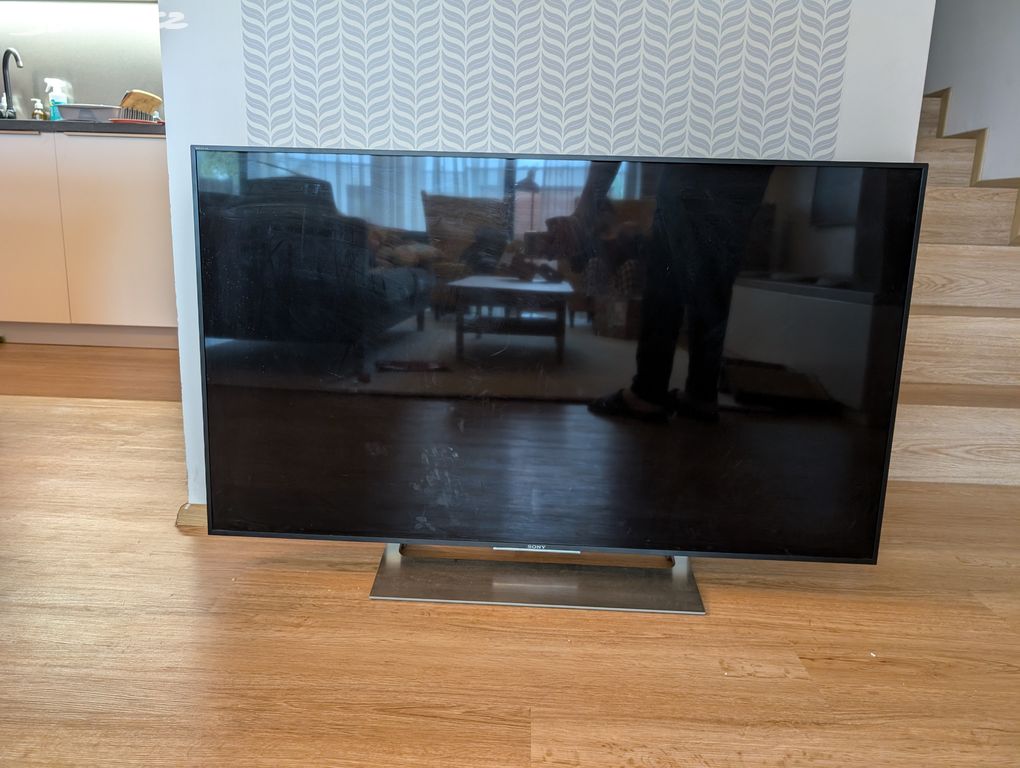 49" 4K TV Sony Bravia KD-49XE9005