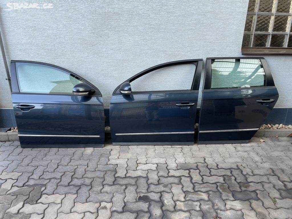 Dveře VW Passat B6 Bluegraphit LC5F