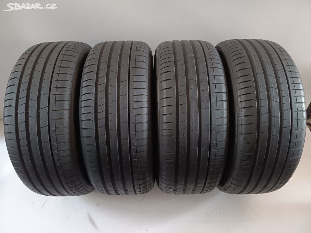 Letní pneu 245/40/19 Pirelli