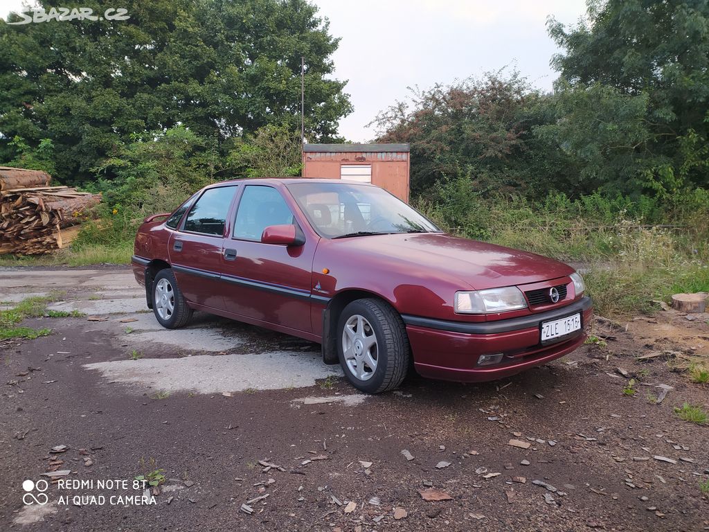 1993 Opel Vectra A - STK platná do 10/2025