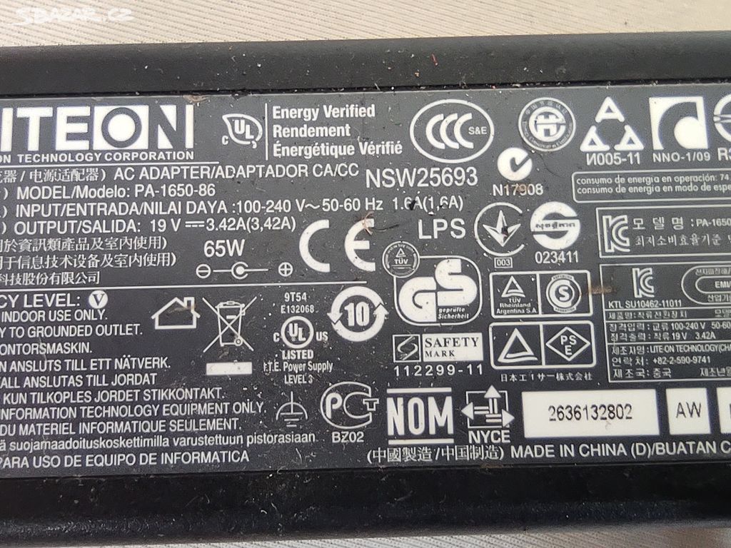 AC ADAPTÉR PRO NOTEBOOK 65W viz fotky