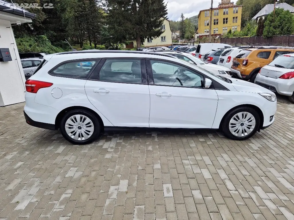 Ford Focus, 1.5 TDCi (88 kW), 107 tis. km - fotka 6