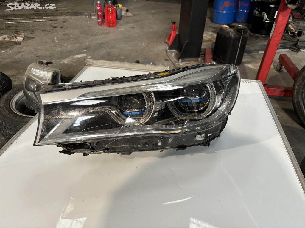 Prodám Levé Přední Světlo BMW 7 G11 G12