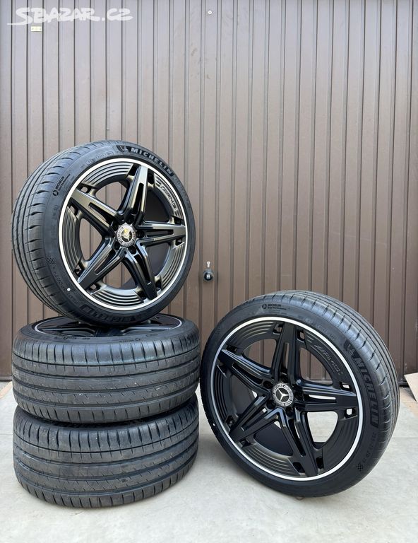 R19 CLA45 AMG Mercedes 19 AMG Alu kola 5x112