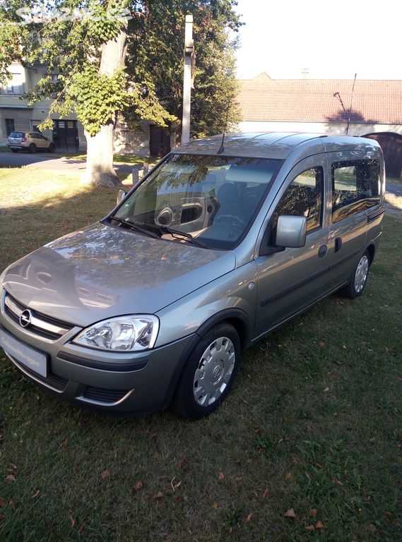 Opel Combo Tour 1.7cdti 74kw rok 7/2010 Family