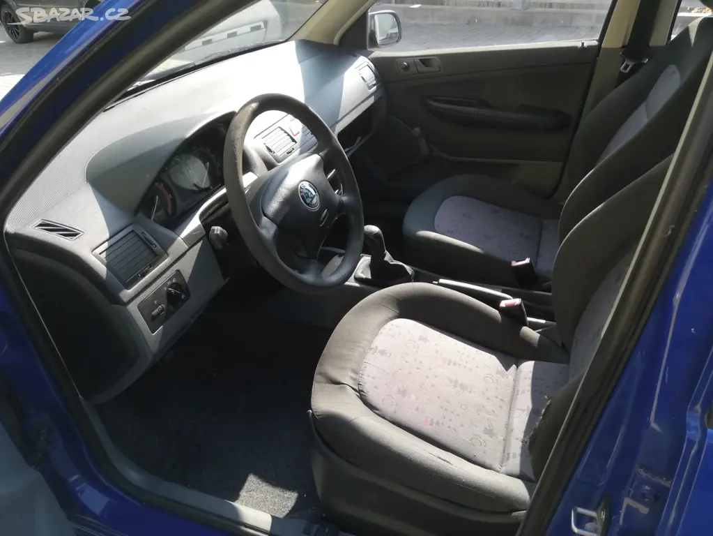 Škoda Fabia 1,2i, první majitel - fotka 6