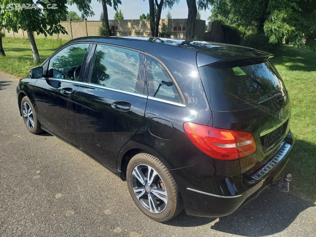 Mercedes-Benz Třídy B 180 CDi PANORAMA AVANTGARDE - fotka 5