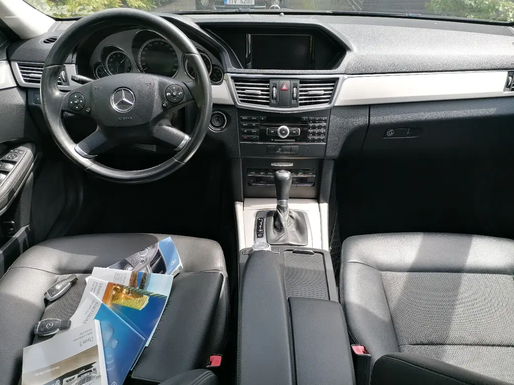 Mercedes-Benz E250CDI - fotka 6