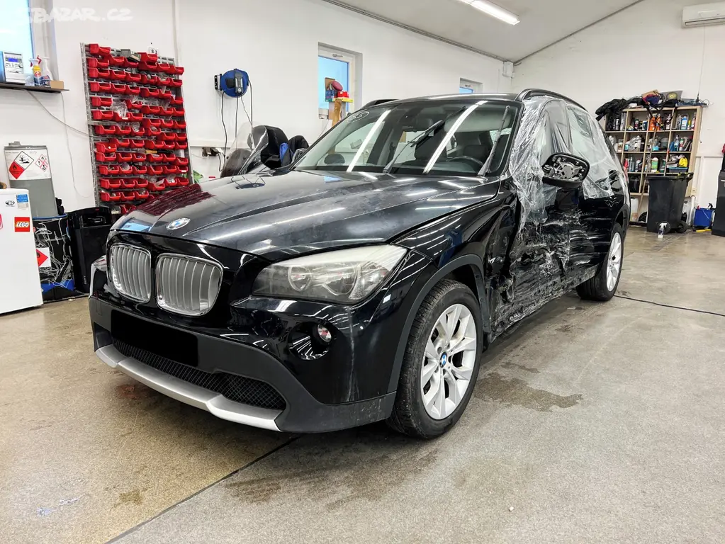 BMW X1 E84 23D 2.0D 150kW XDRIVE - fotka 3