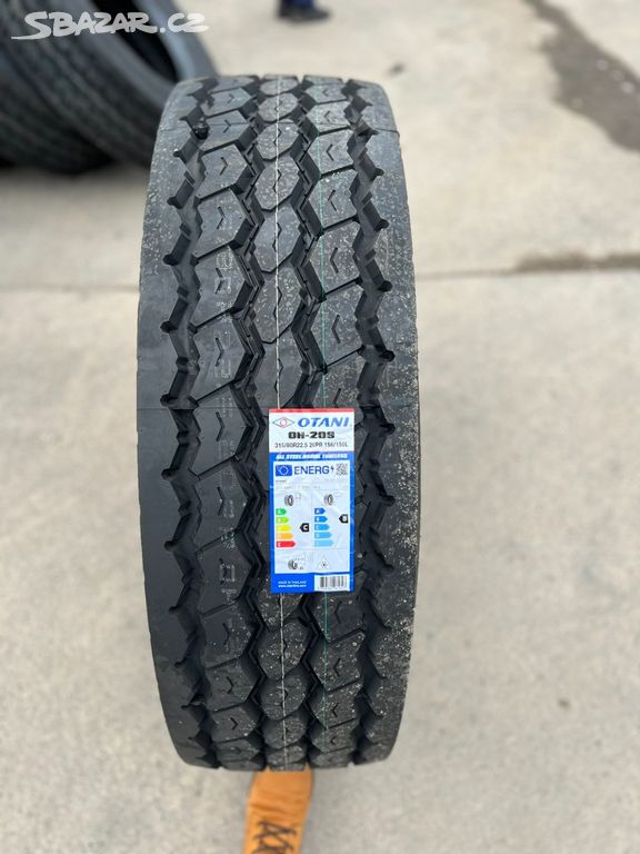 315/80 r22.5 nové pneu žádný protektor ,žádná Čína