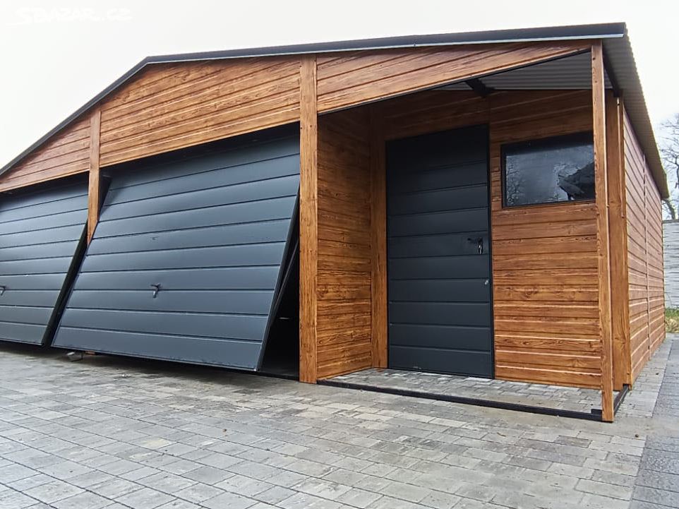 Plechová garáž imitace dřeva 6x6+2m kůlna,