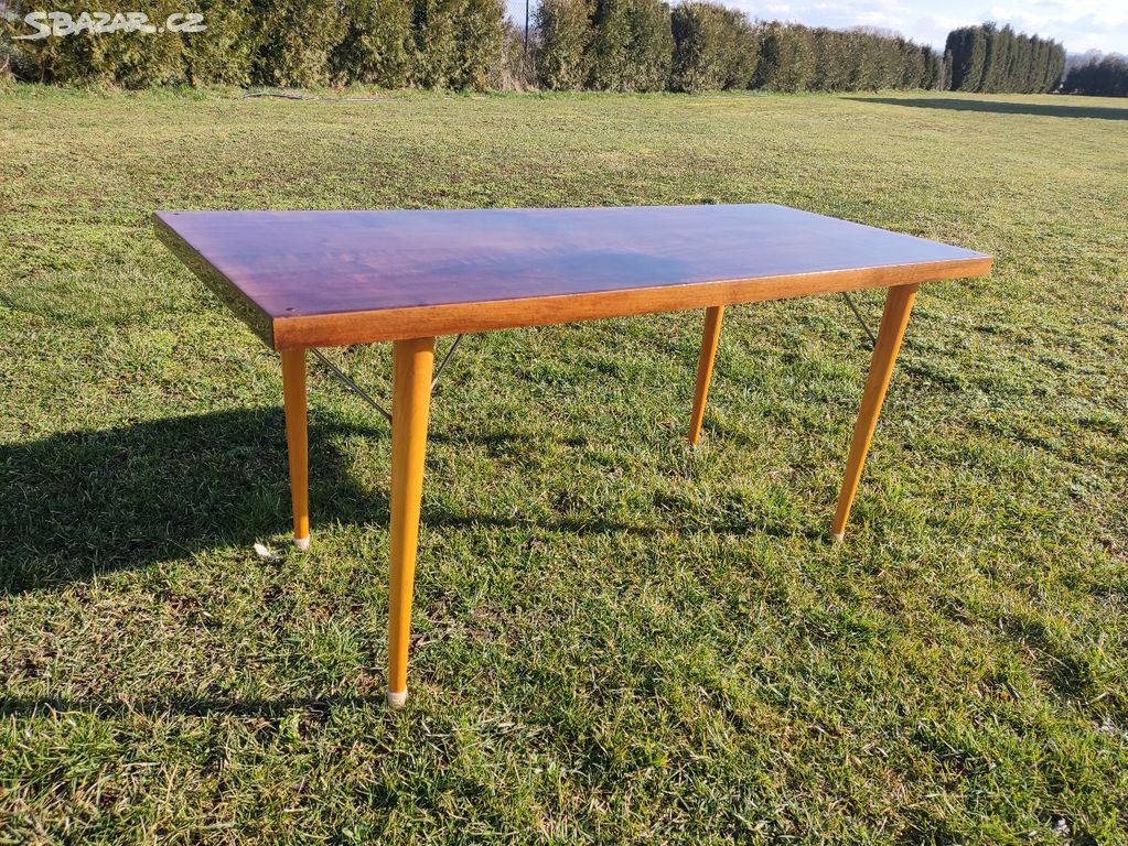 Krásný retro stůl design MIROSLAV NAVRÁTIL