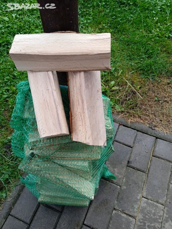 Dřevo na uzení bukové