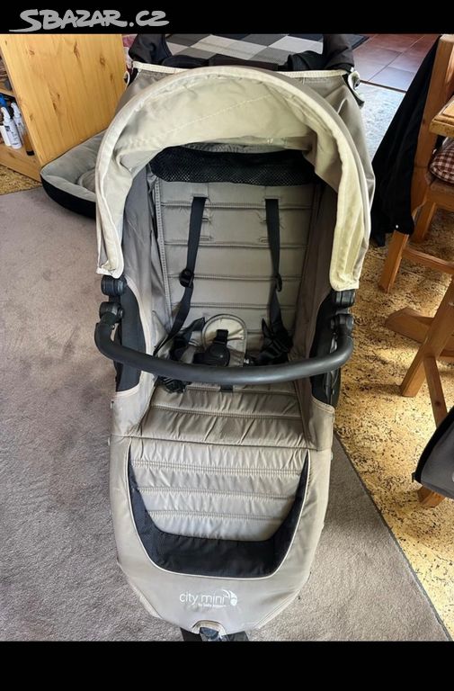 Kočárek britax mini city jogger