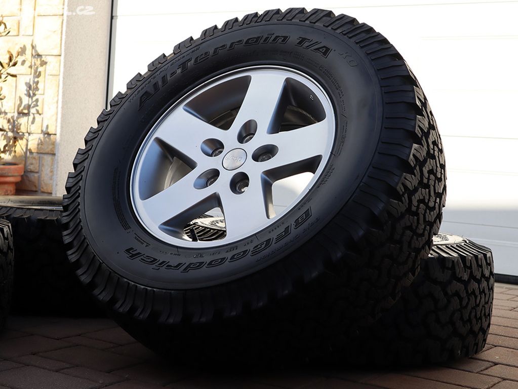 17" Alu kola = 5x127 = JEEP WRANGLER 285/70R17 BFG