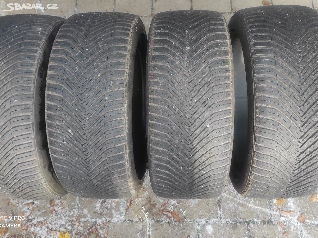 235/40 R18 95 V CONTINENTAL ALL SEASON CONTACT