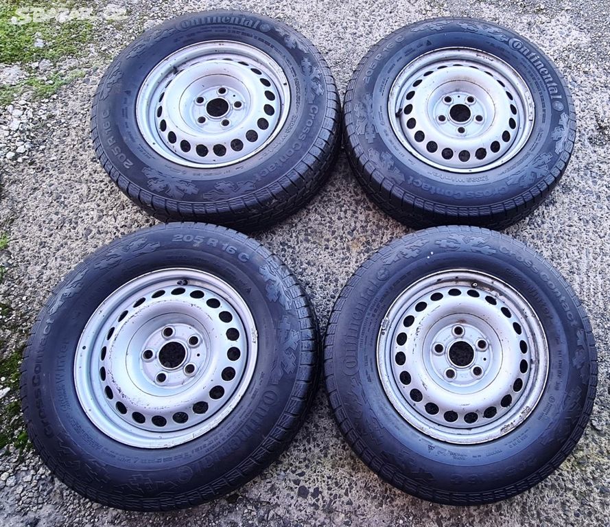 Sada kol VW Amarok, 6,5x16, ET52, 205/R16C, 4mm