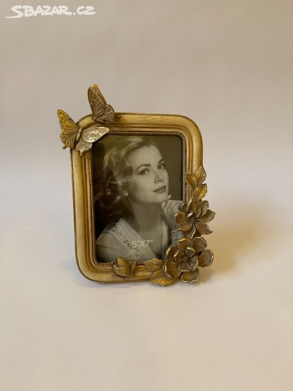 Zlatý rámeček na foto motýl - secese