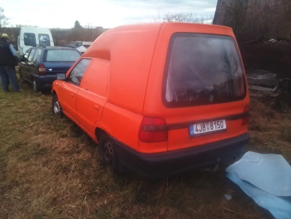 Škoda felicia pickup VAN, 1.3 Mpi, plyn - fotka 2