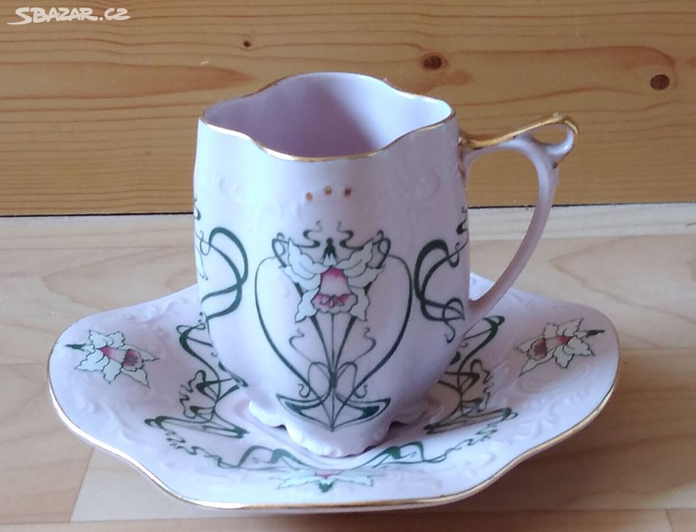 růžový porcelán - šálky s podšálky tvar Regina