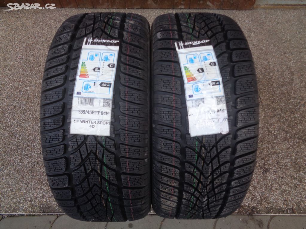 Zimní pneu 235/45/17 R17 Dunlop - NOVÉ