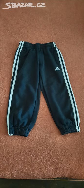 Černé dětské tepláčky zn. Adidas